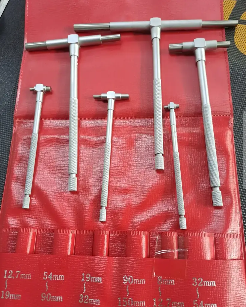 Mititoyo Telescopic Gauge Set - View 2
