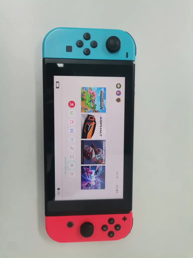 Nintento Switch Hac-001 Hand-Held Gaming Console