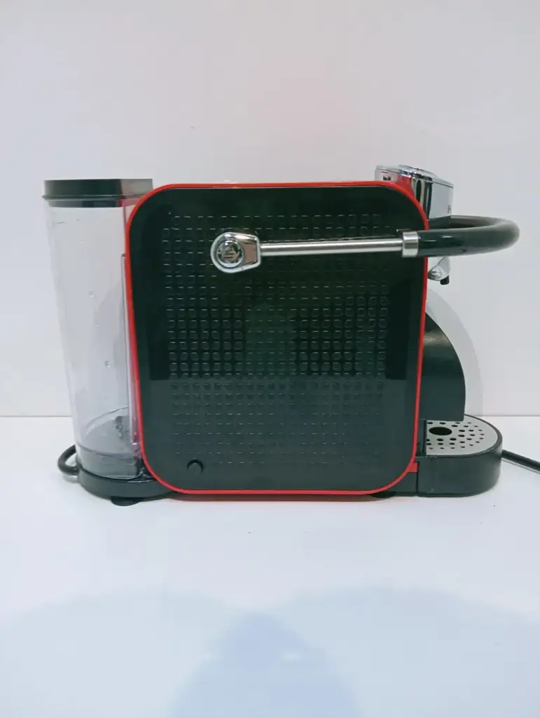 Hisense Capsule Coffee Machine - View 2