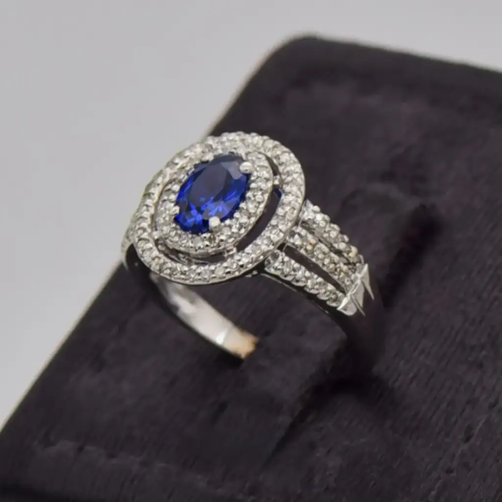 9ct White Gold Dress Ring - View 3