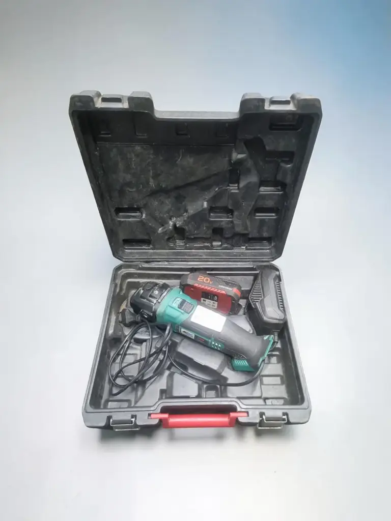 Acdc Cordless Grinder Lcg777-1 20V