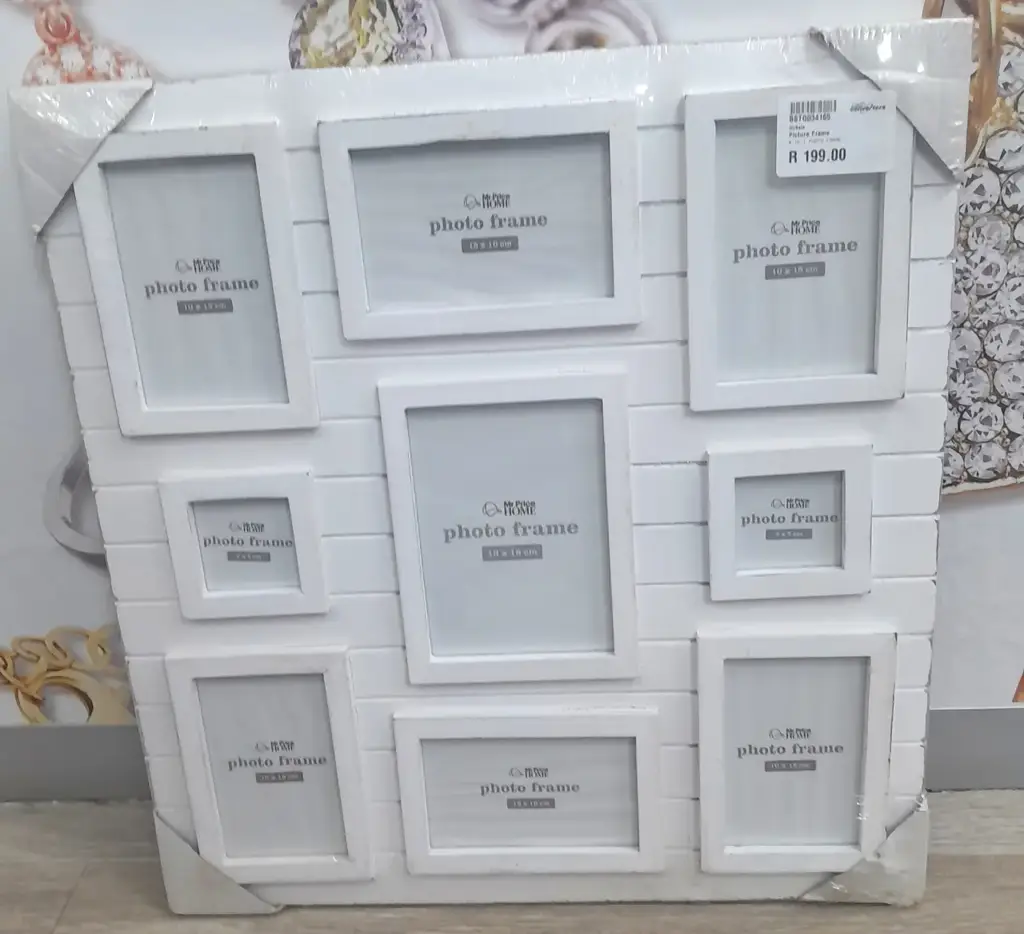 9 In 1 Photo Frame