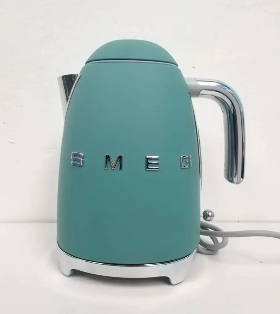 Smeg Retro Kettle Emerald Green