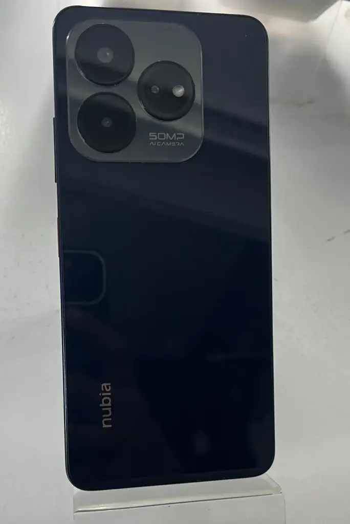 Nubia V60 Mobile Phone 256Gb Storage 4 Gb Ram+10Gb - View 2