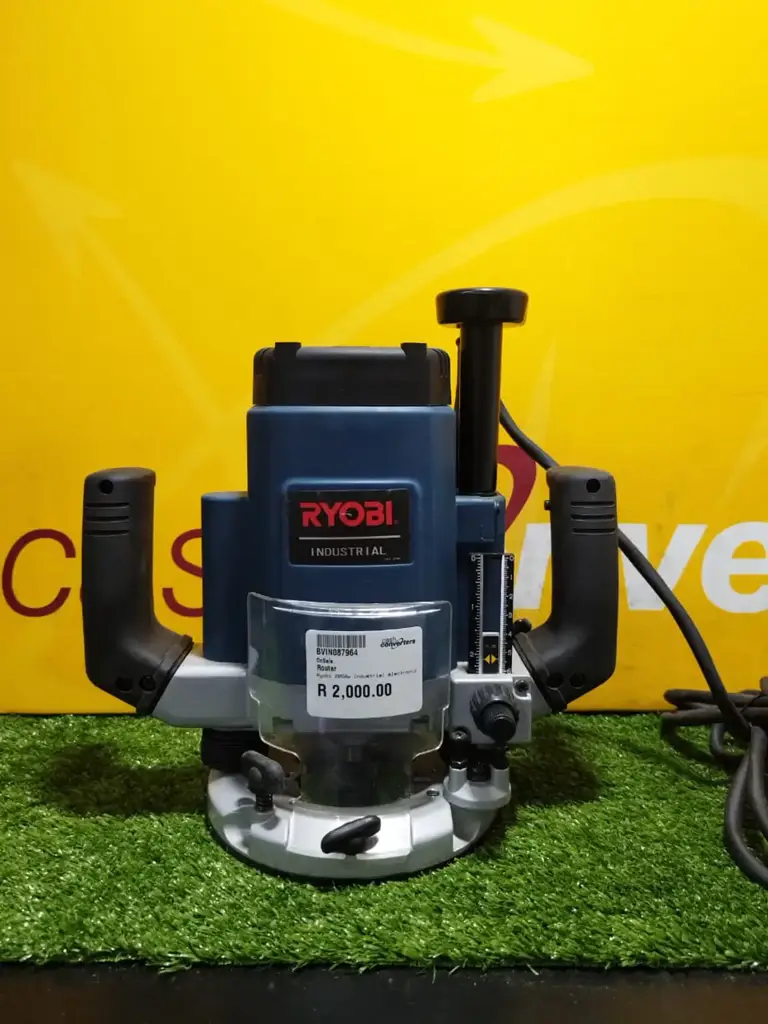 Ryobi Re-601 Industrial Router