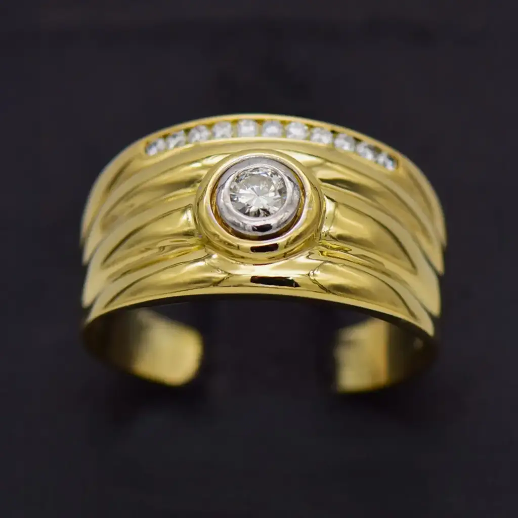 18ct Yellow Gold Wedding Ring Twin Set
