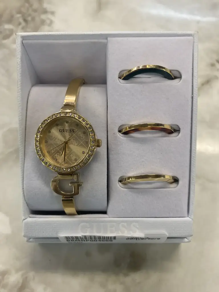 Guess Gw0999l2 Women Analogue Watch