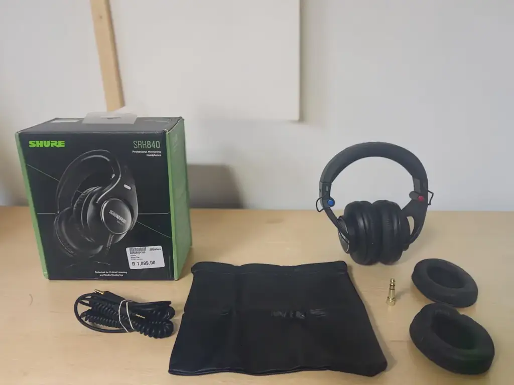 Shure Srh840 Professional Monitoring Headphones