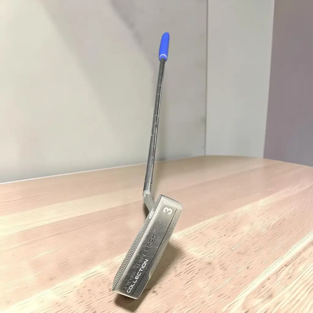 Clevelend Golf Putter - View 2