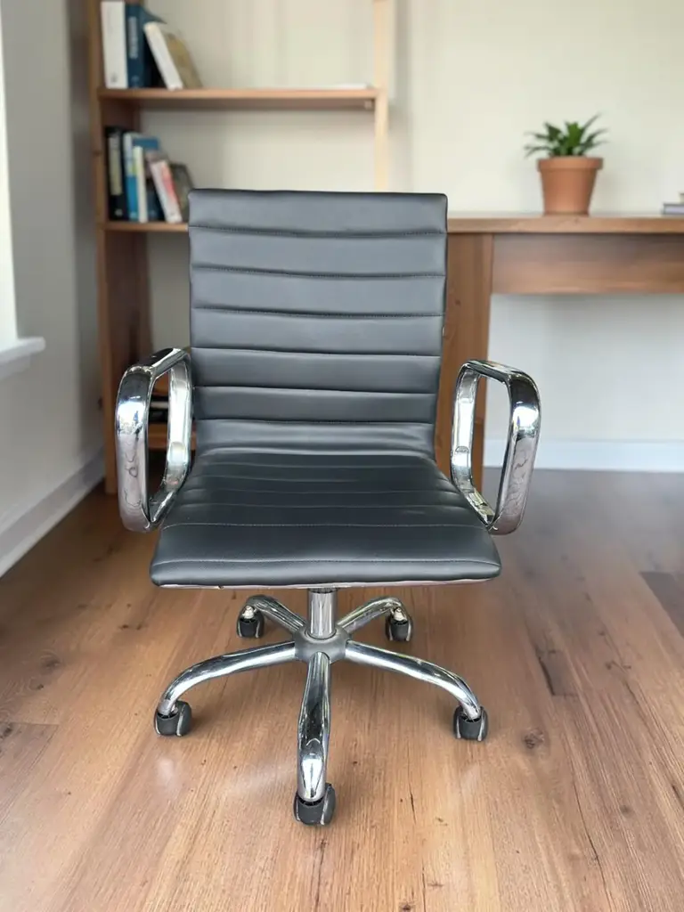 Mid-Century Modern Low-Back Executive Office Chair – Black Leather & Chrome
