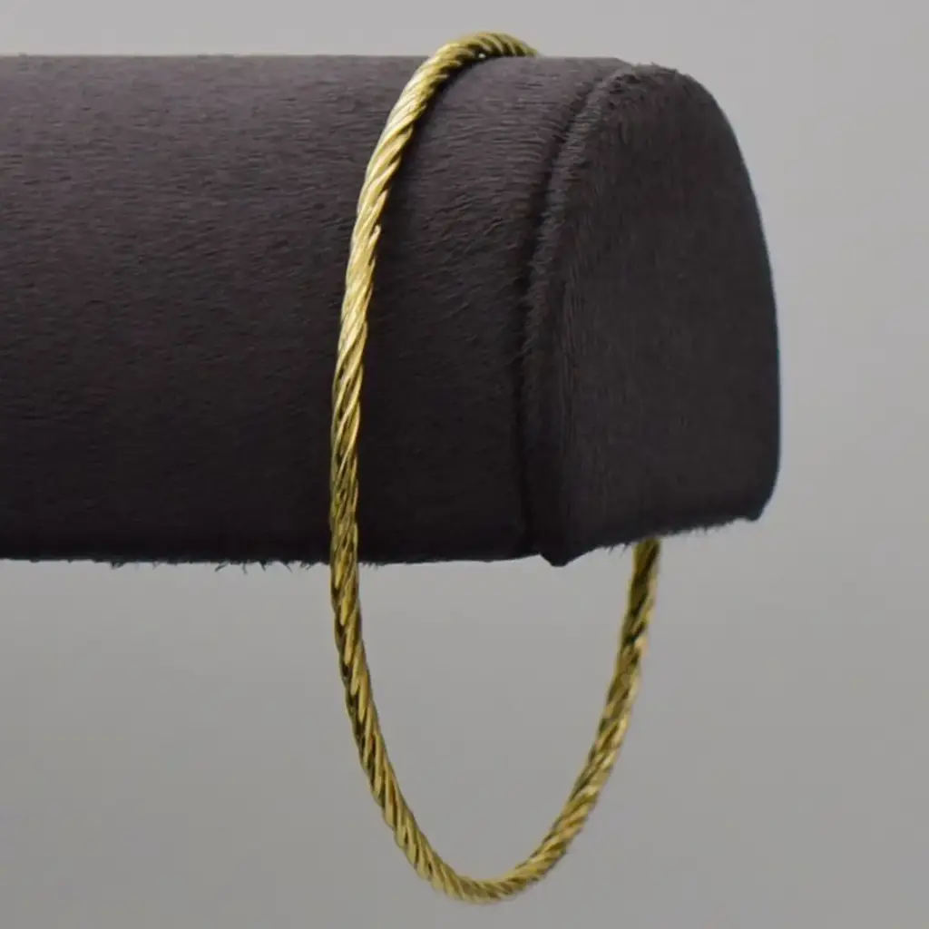 9ct Yellow Gold Bangle Patterned