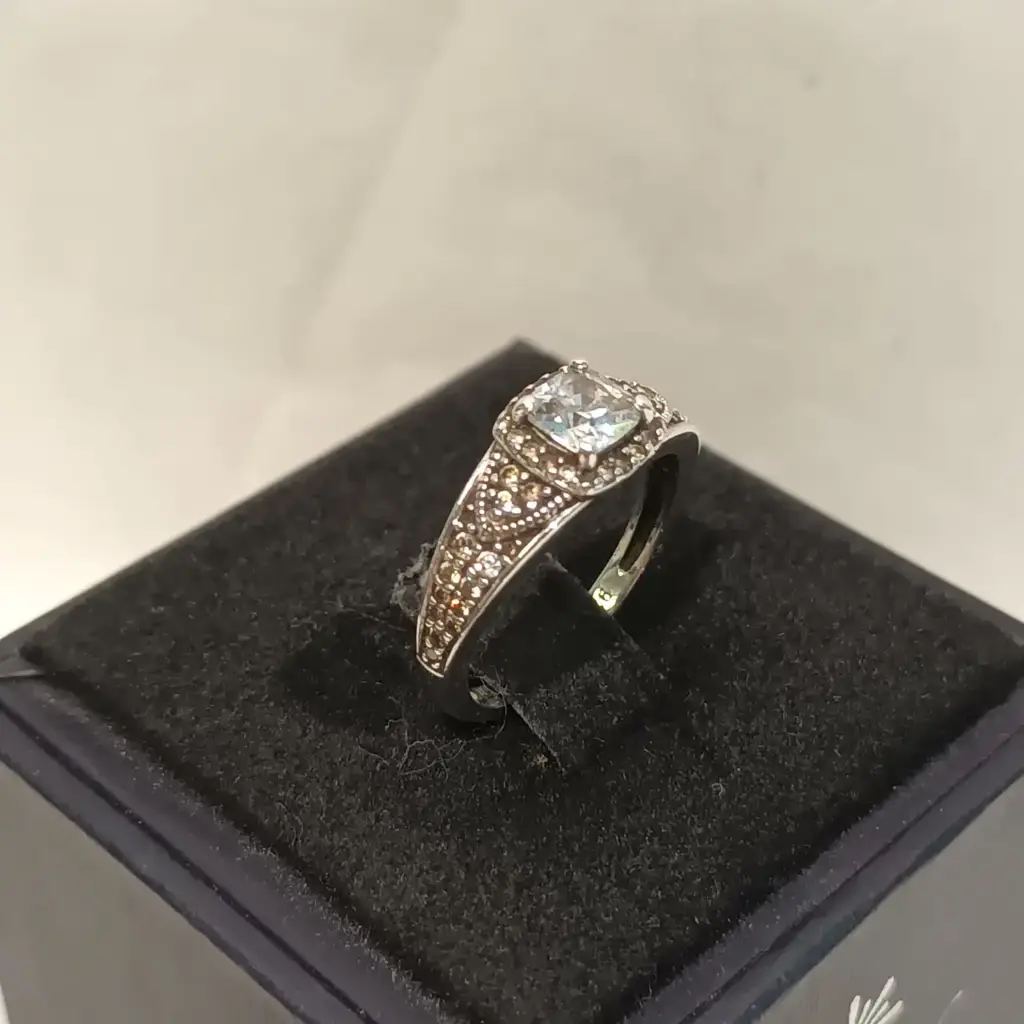Sterling Silver 925 Ladies Dress Ring (Size K) - View 3