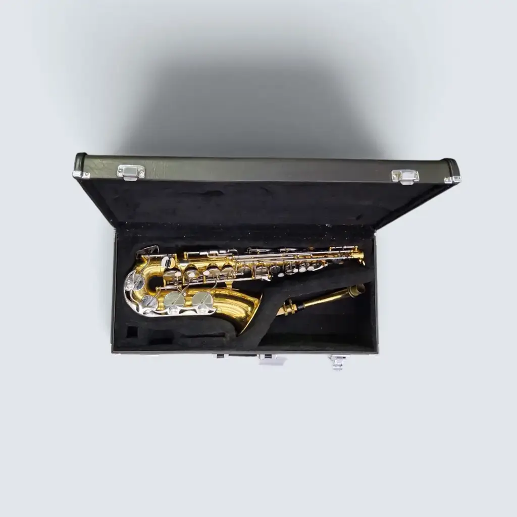 Yamaha Yas-26 Alto Saxophone - View 2