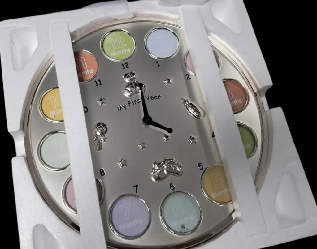 Baby Circular Clock And Photo Frame Combo - View 2