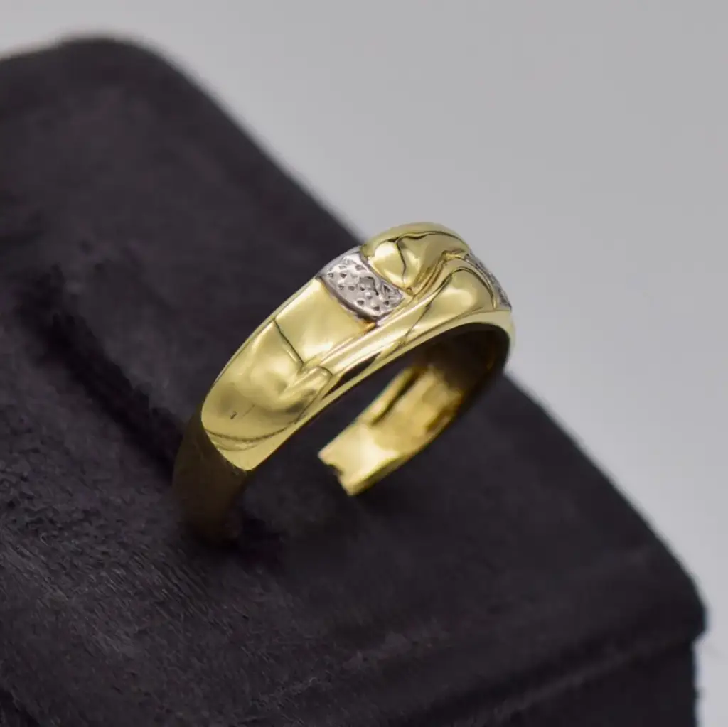 9ct Yellow Gold Dress Ring - View 2