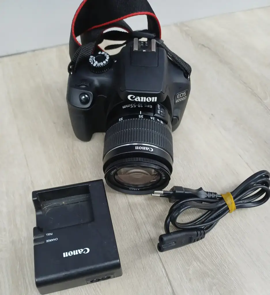 Canon 4000D Camera