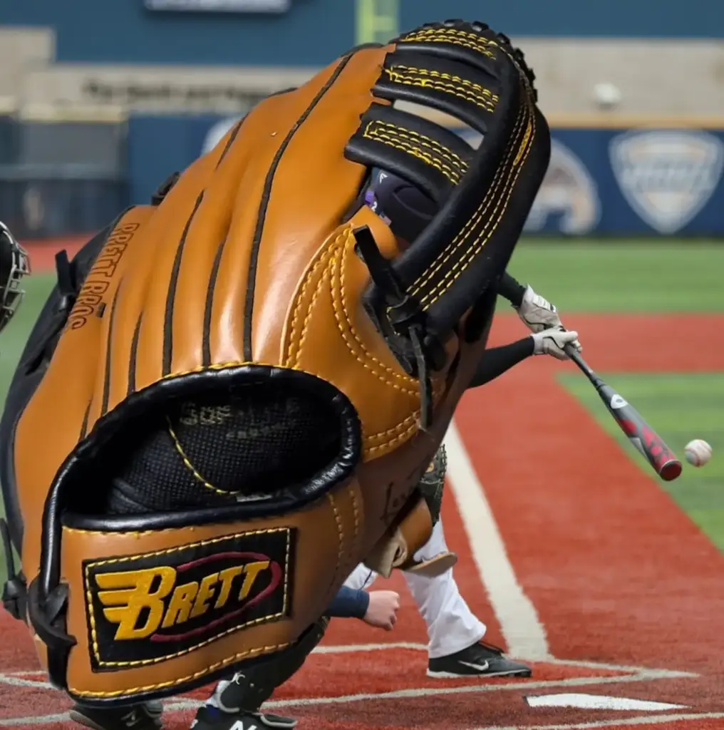 Brett Baseball Mitt