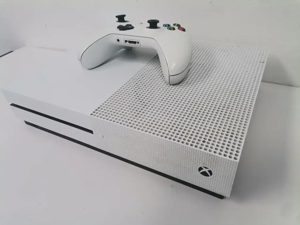 Microsoft Xbox One S Console 1Tb - View 3