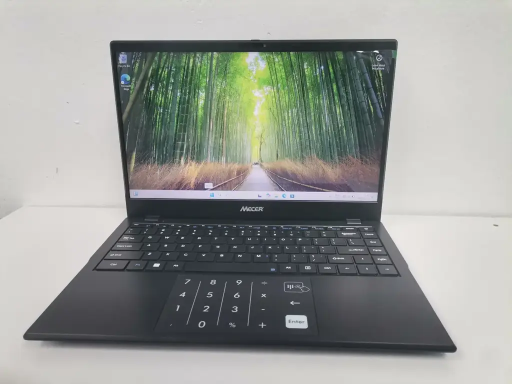 Mecer Z140c Expression Celeron N4020(Brand-New)