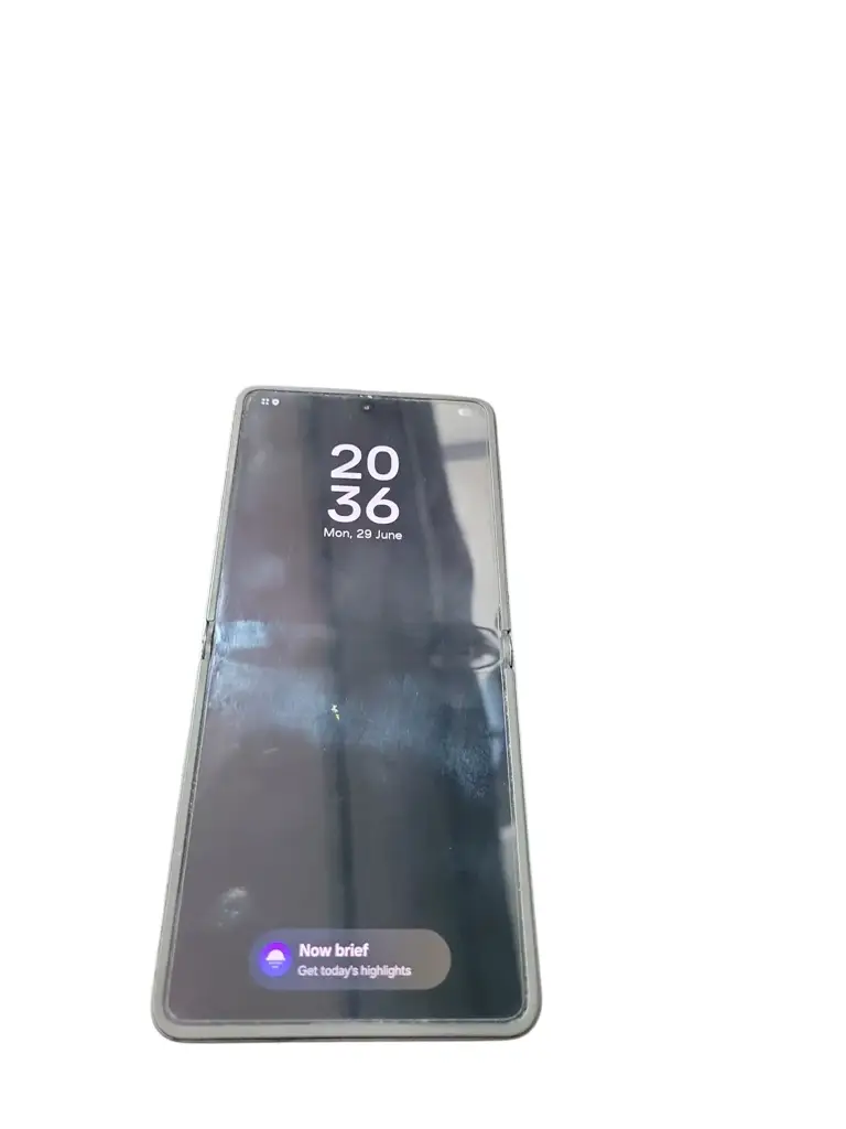Samsung Galaxy Z Flip7 Mobile Phone - View 4