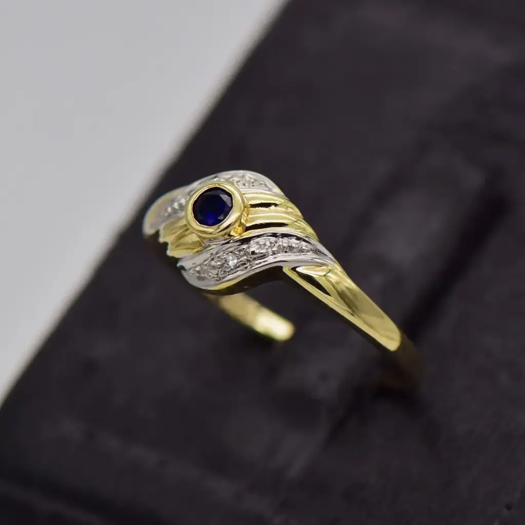 9ct Yellow Gold Dress Ring - View 3
