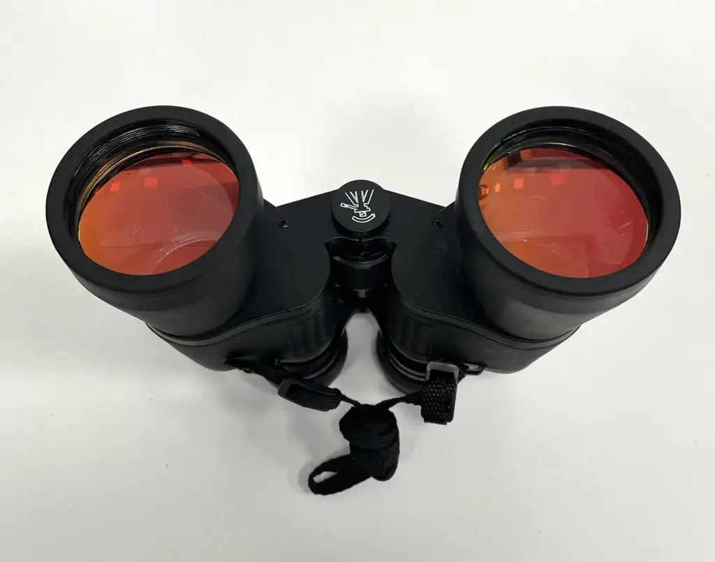 Sakura Binoculars 10X-70X70 - View 2