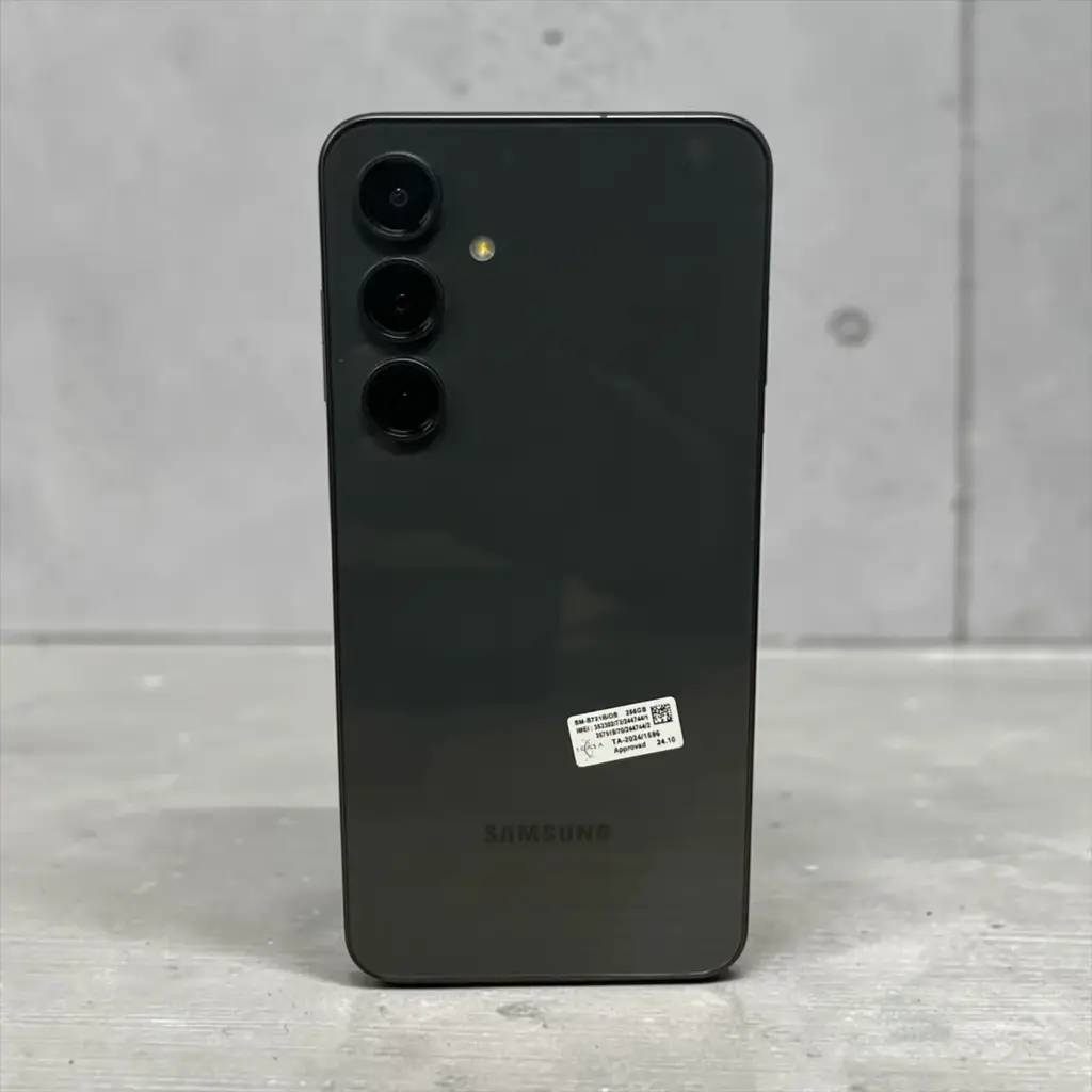 Samsung Galaxy S24 Fe Cellphone-Black