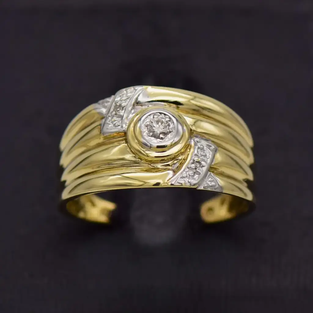 9ct Yellow Gold Engagement Ring
