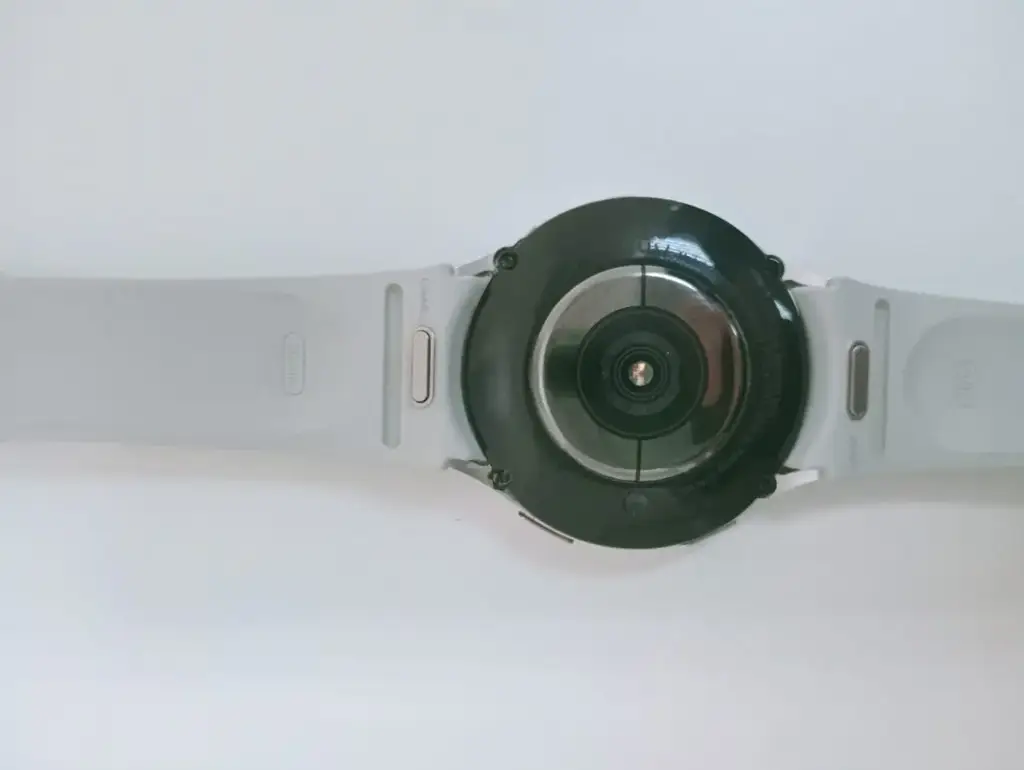 Samsung Sm-R940 Watch 6 Bluetooth Smartwatch 44 Mm Diameter, Silver - View 2