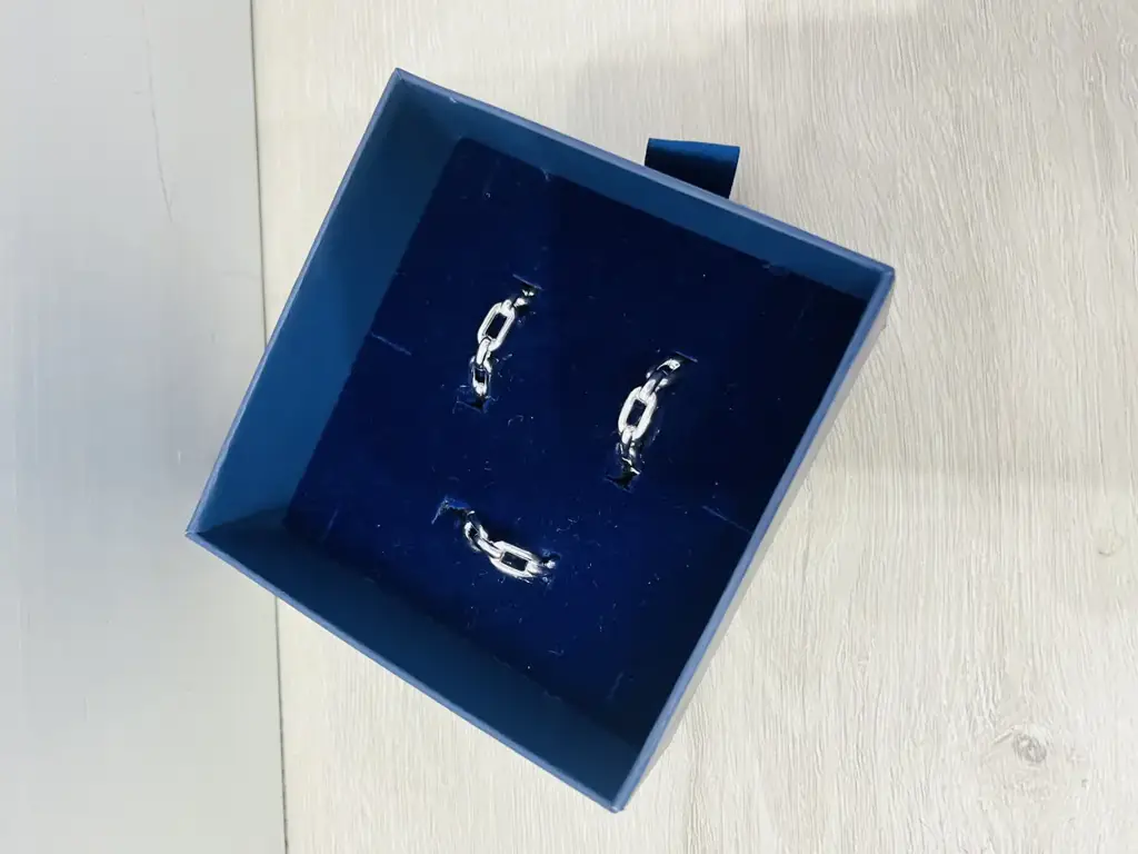Chain-Link Jewelry Set Earings - View 2