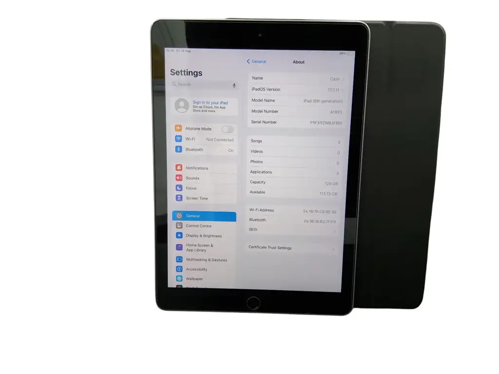 Apple Ipad 6Th Gen A1893 128Gb Wi-Fi 9.7" Retina Display - View 2