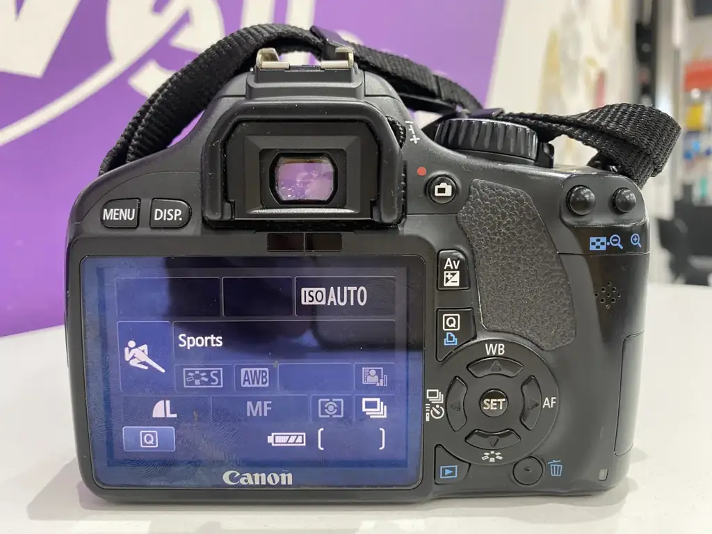 Canon Eos 550D Camera - View 3