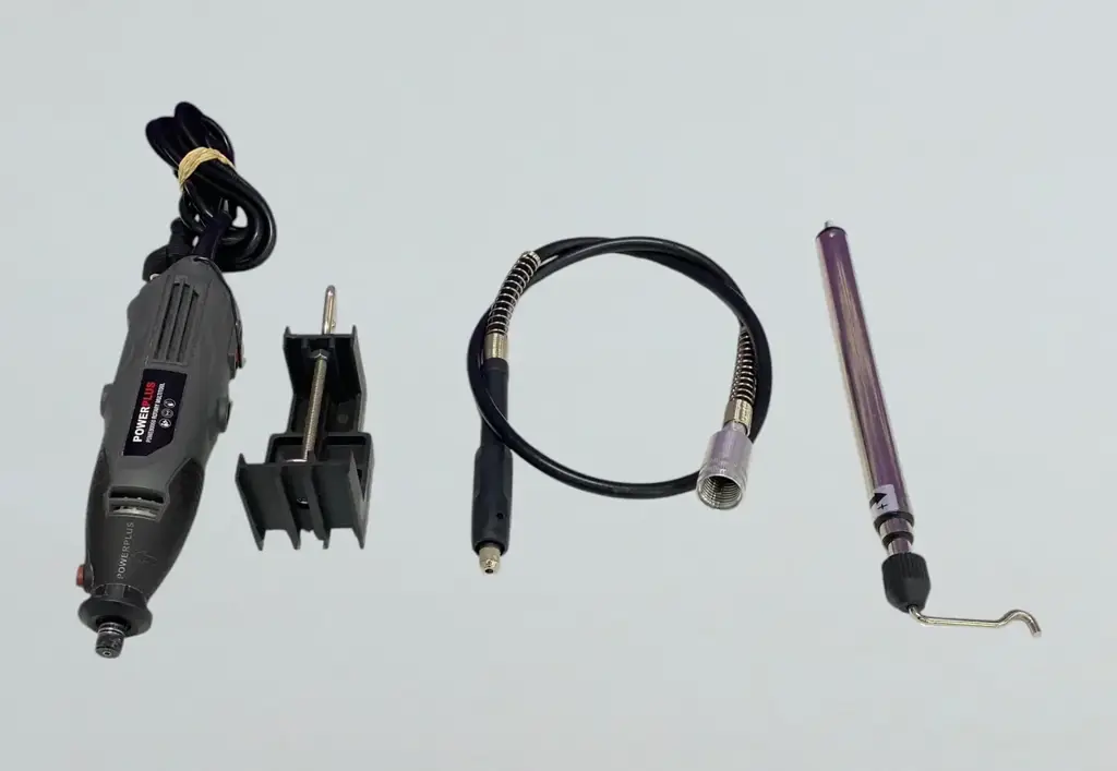 Powerplus Powe80060 Rotary Multitool. - View 2