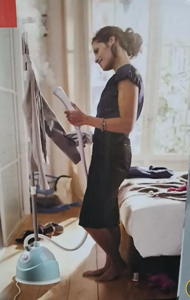 Milex Portable Garment Steamer - View 2