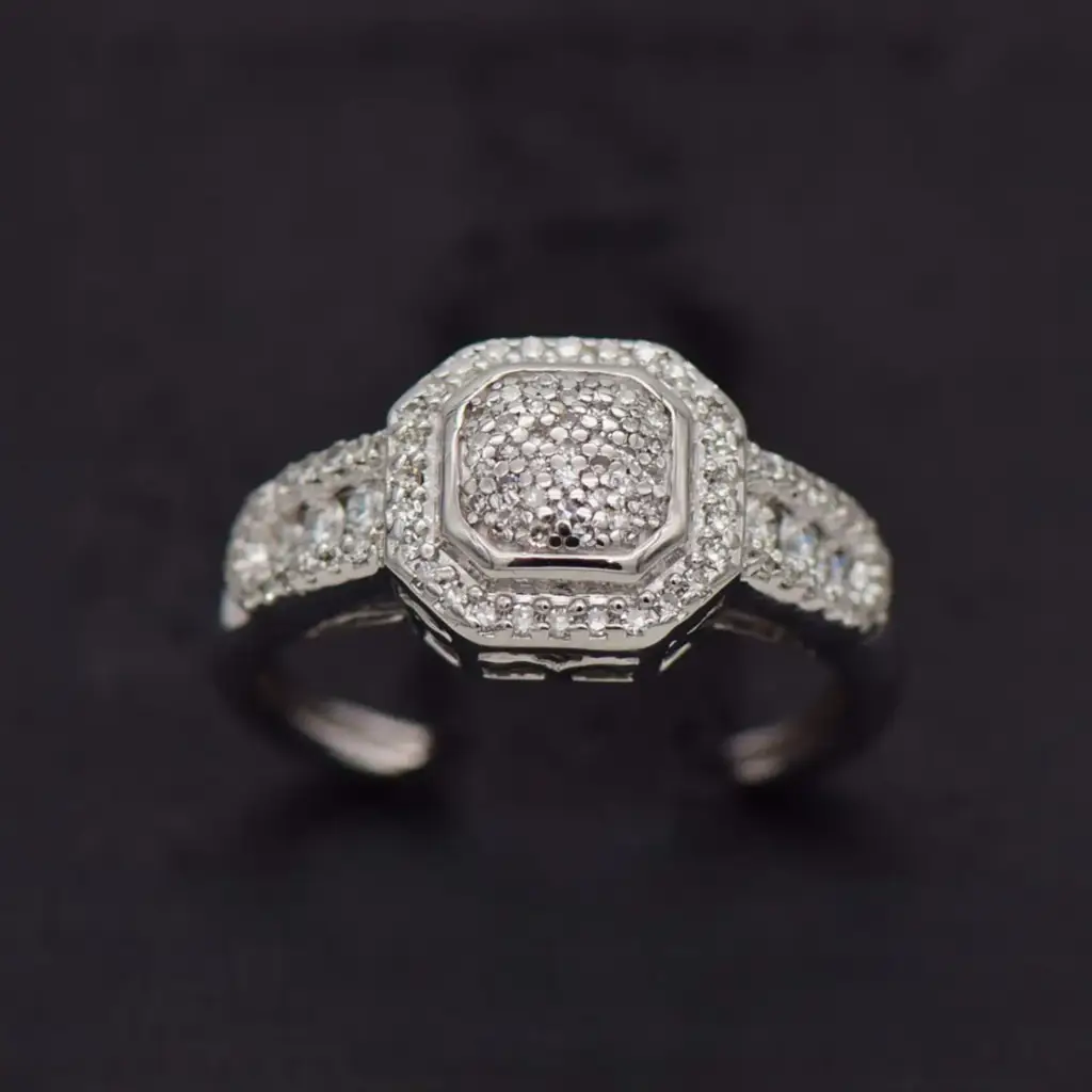 9ct White Gold Dress Ring