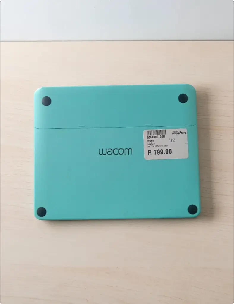 Wacom Drawing Pad Needs A Battery - View 2
