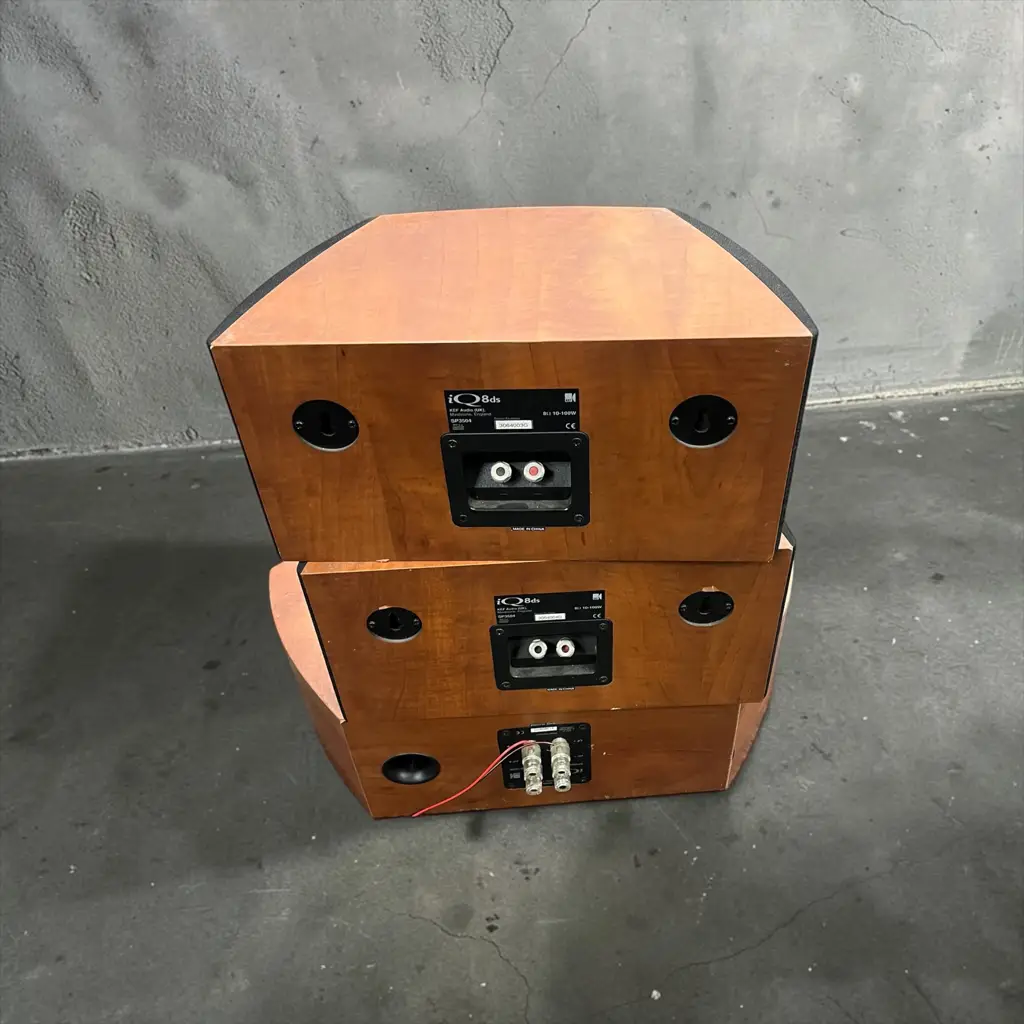 Kef Iq6c Stereo Speaker - View 3