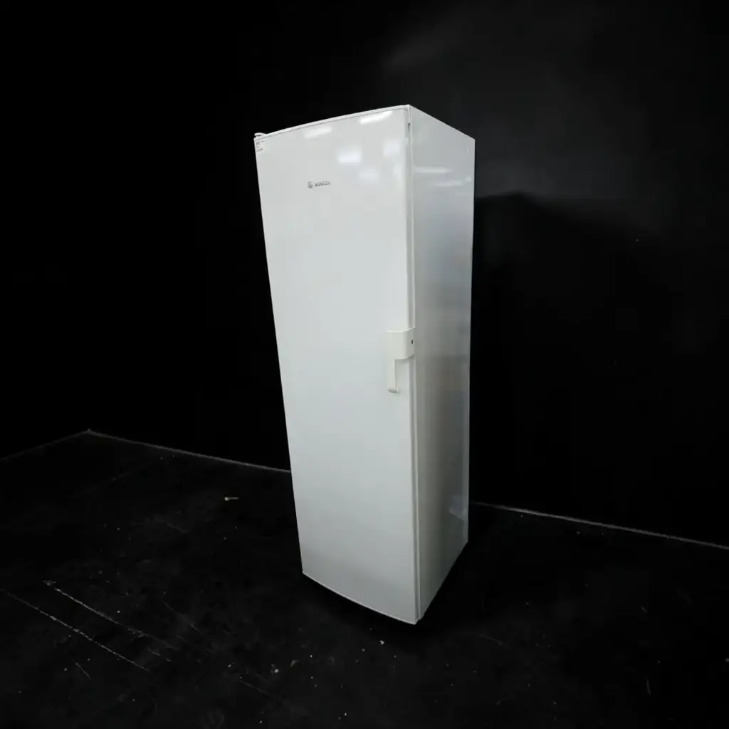 Bosch (Ksr38v00) Freestanding Single-Door Refrigerator