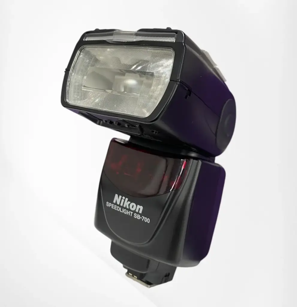 Nikon Speedlight Sb-700.