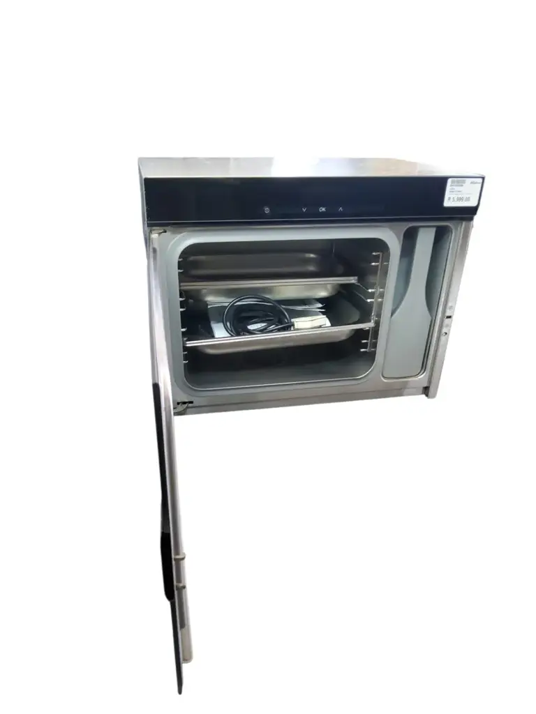 Miele Dg 6010 Steam Oven - View 2