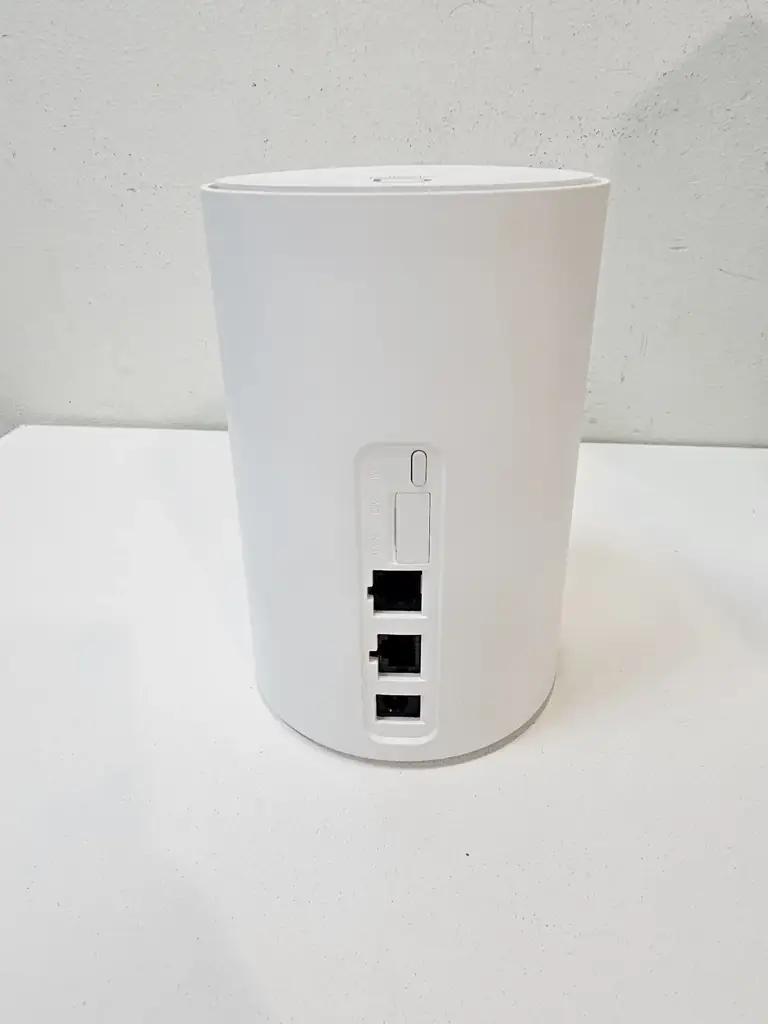Alcatel Hh72v1 Linkhub Lte Cat7 Router - View 4