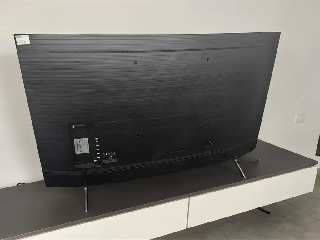 65-Inch Samsung Smart TV - Ru7300 Curved Uhd/4K - View 2