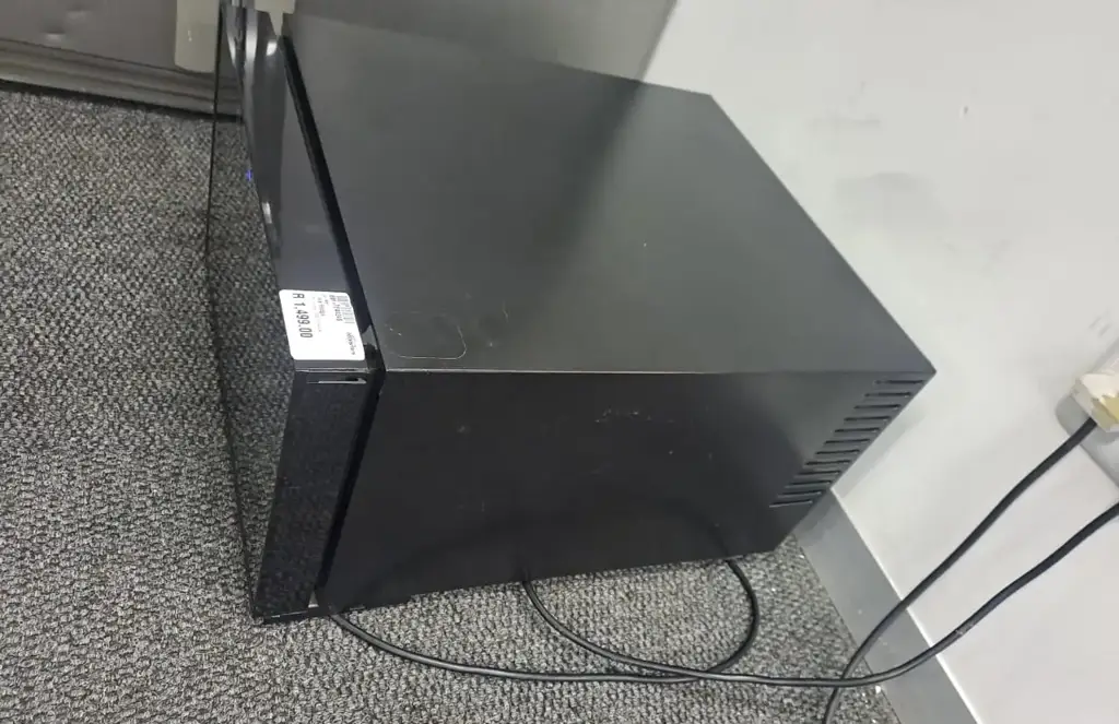 Aim Awc8 Wine Cooler (Store Collection) - View 3