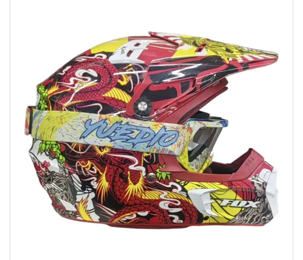 Fox Pilot V2 Bike Helmet - View 2