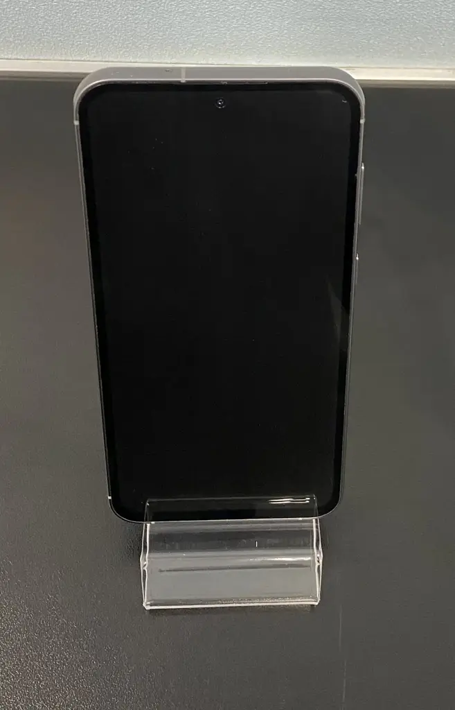 Samsung Galaxy S23 Fe - View 2