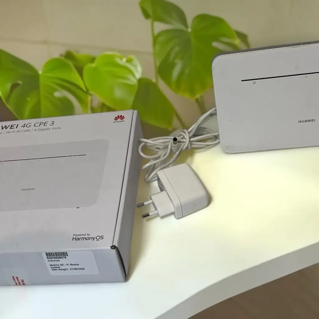 Huawei B535-932A Lte Cpe Wi-Fi Router - White
