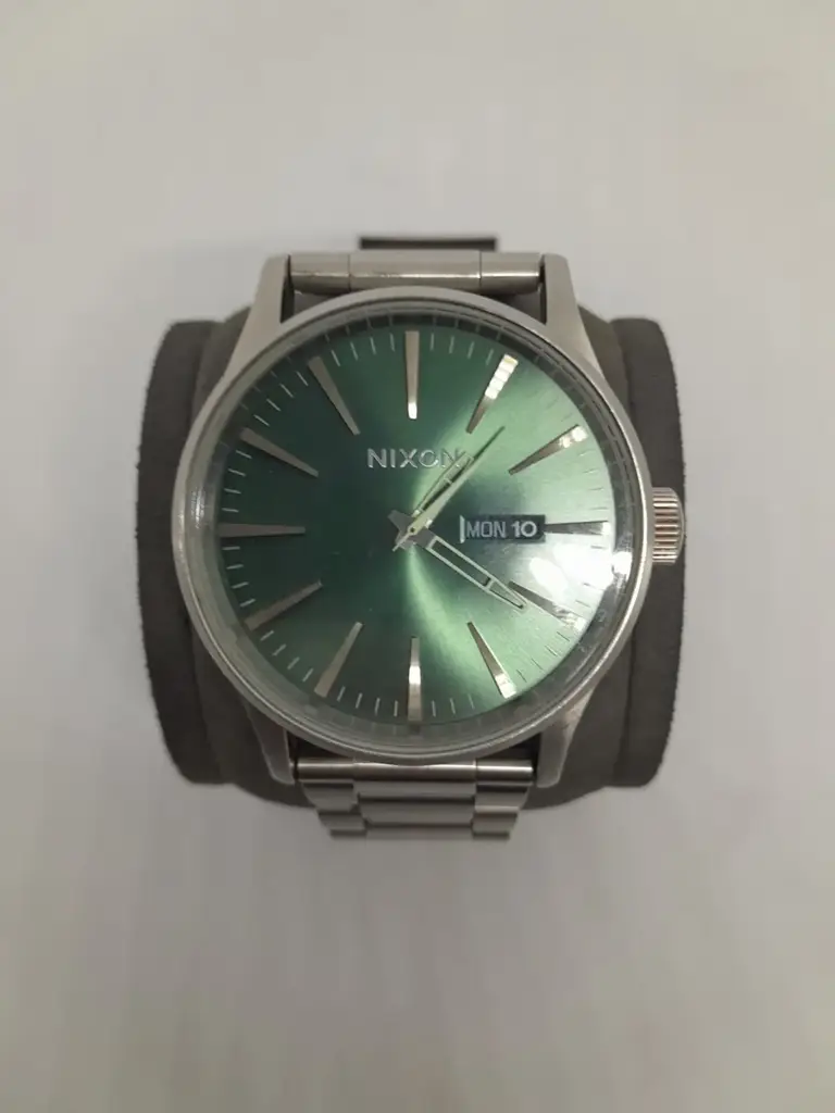 Nixon Never Be Late 22E Men's Watch - View 2
