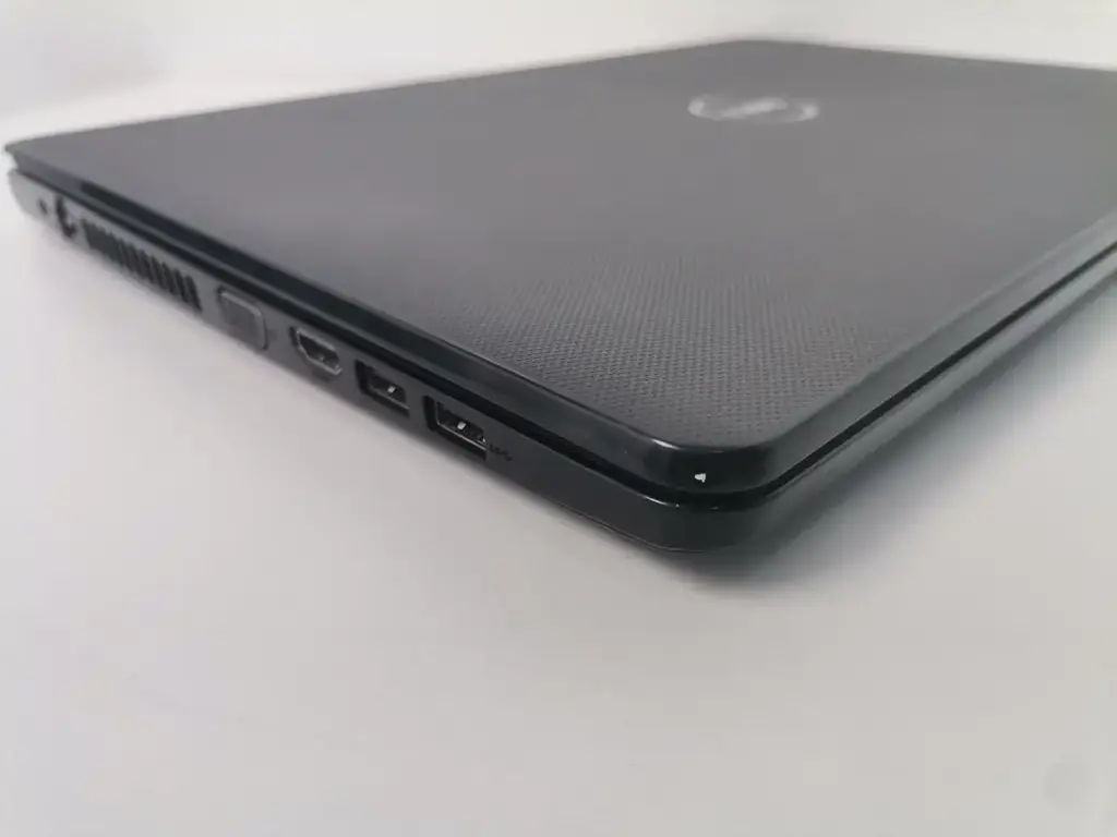 Dell Vostro 15-3568 Intel I3-6Th Gen - View 3