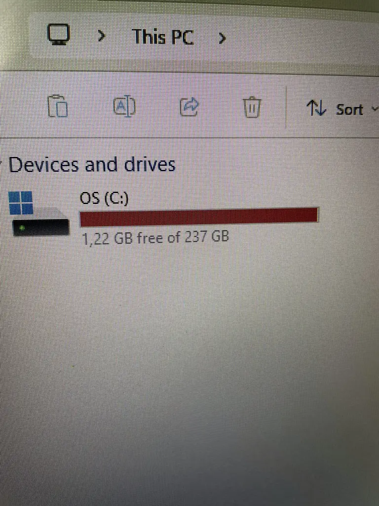 Asus Intel Celeron SSD256GB RAM4GB Laptop - View 5