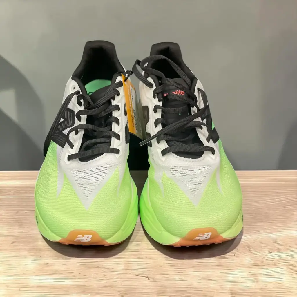 New Balance Fuelcell Supercomp Elite V5 Uk 6 - View 2